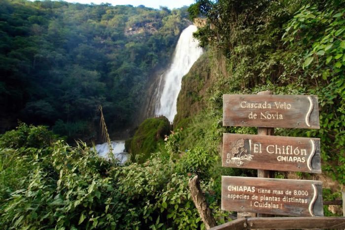 CHIFLON Y LAGOS DE MONTEBELLO